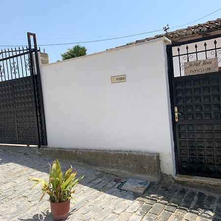 Nomad House-Entire House At Your Disposal,4 Guests Μπεράτ Εξωτερικό φωτογραφία